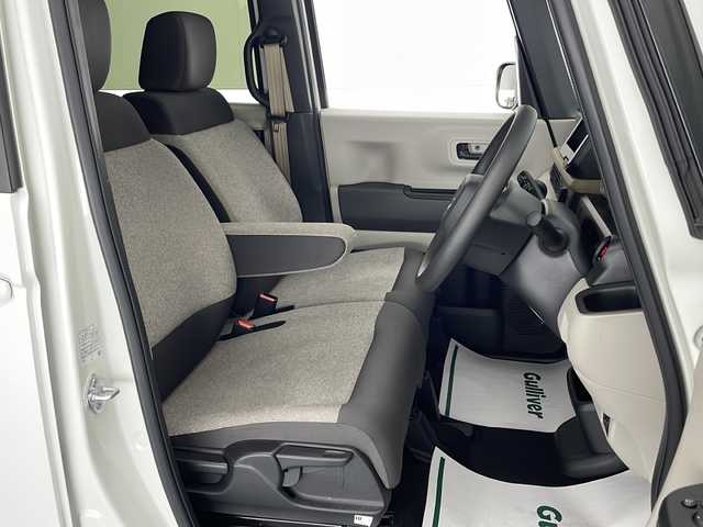 ホンダ Ｎ ＢＯＸ 宮崎県 2024(令6)年 0.8万km プラチナホワイトパール 禁煙車/ホンダセンシング/純正LEDオートライト/左側電動スライドドア/アダプティブクルーズコントロール/レーンディパーチャーアラート/クリアランスソナー/ウインカードアミラー/リアプライバシーガラス/オートエアコン/スマートキー/プッシュエンジンスタート/新車時保証書/取扱い説明書