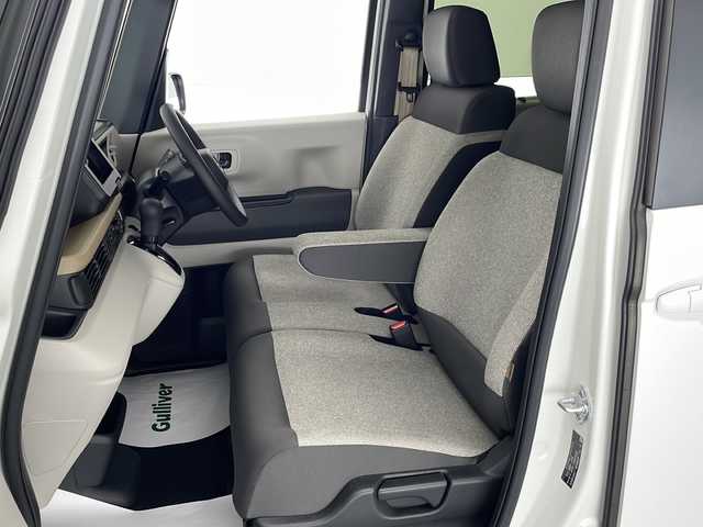 ホンダ Ｎ ＢＯＸ 宮崎県 2024(令6)年 0.8万km プラチナホワイトパール 禁煙車/ホンダセンシング/純正LEDオートライト/左側電動スライドドア/アダプティブクルーズコントロール/レーンディパーチャーアラート/クリアランスソナー/ウインカードアミラー/リアプライバシーガラス/オートエアコン/スマートキー/プッシュエンジンスタート/新車時保証書/取扱い説明書