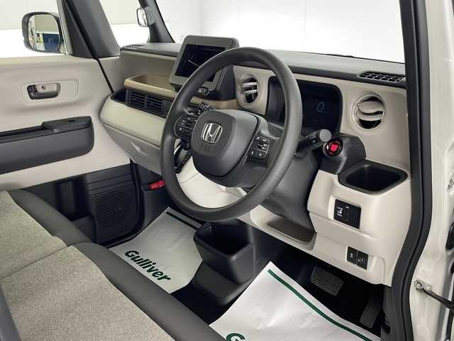 ホンダ Ｎ ＢＯＸ 宮崎県 2024(令6)年 0.8万km プラチナホワイトパール 禁煙車/ホンダセンシング/純正LEDオートライト/左側電動スライドドア/アダプティブクルーズコントロール/レーンディパーチャーアラート/クリアランスソナー/ウインカードアミラー/リアプライバシーガラス/オートエアコン/スマートキー/プッシュエンジンスタート/新車時保証書/取扱い説明書