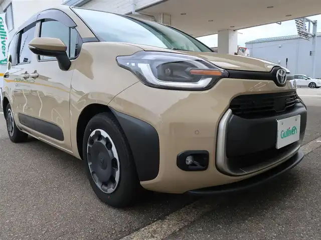 トヨタ シエンタ ハイブリッド Z 石川県 2023(令5)年 2.7万km ベージュ プリクラッシセーフティ/BSM/レーダークルーズコントロール/ドライブレコーダー/ワンオーナー/両側パワースライドドア/シートヒーター/ステアリングヒーター/オートハイビーム