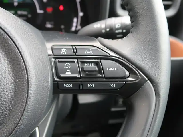 トヨタ シエンタ ハイブリッド Z 石川県 2023(令5)年 2.7万km ベージュ プリクラッシセーフティ/BSM/レーダークルーズコントロール/ドライブレコーダー/ワンオーナー/両側パワースライドドア/シートヒーター/ステアリングヒーター/オートハイビーム