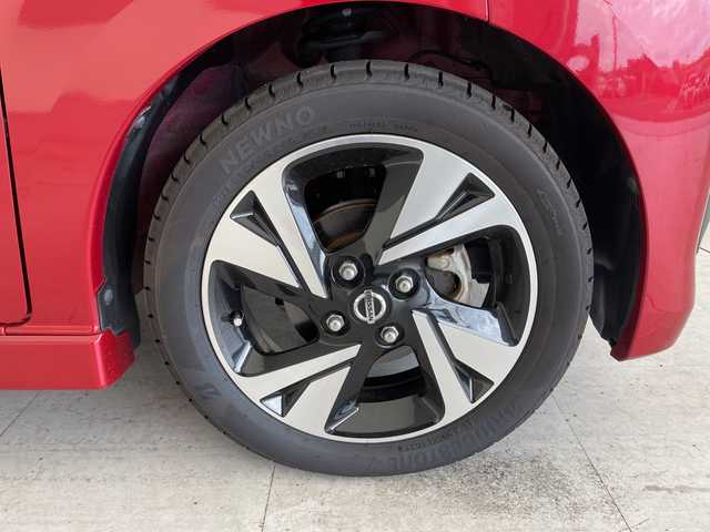 日産 デイズ HWS G ターボ プロパイロットED 愛知県 2020(令2)年 1.2万km スパークリングレッド/ブラック プロパイロット/純正9型ナビ ＳＤカードなし/全方位カメラ/レーダークルーズコントロール/CD DVD/Bluetooth/バックカメラ/コーナーセンサー/純正アルミホイール/LEDヘッドライト/ダウンヒルアシストコントロール/ドライブレコーダー/ETC/衝突軽減システム/ステアリングスイッチ/スマートキー/プッシュスタート