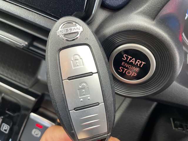 日産 デイズ HWS G ターボ プロパイロットED 愛知県 2020(令2)年 1.2万km スパークリングレッド/ブラック プロパイロット/純正9型ナビ ＳＤカードなし/全方位カメラ/レーダークルーズコントロール/CD DVD/Bluetooth/バックカメラ/コーナーセンサー/純正アルミホイール/LEDヘッドライト/ダウンヒルアシストコントロール/ドライブレコーダー/ETC/衝突軽減システム/ステアリングスイッチ/スマートキー/プッシュスタート