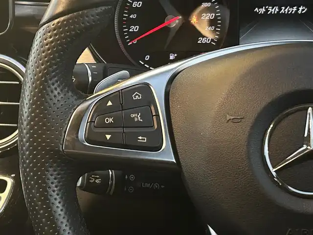 メルセデス・ベンツ Ｃ１８０ ローレウスエディション 福岡県 2018(平30)年 2.8万km ダイヤモンドホワイト レーダーセーフティパッケージ/アダプティブクルーズコントロール/ブラインドスポットモニター/レーンキープアシスト/アクティブセーフティブレーキ/純正ナビ/フルセグTV/Bluetooth/バックカメラ　/黒革シート/前席シートヒーター/LEDライト/オートハイビーム/アンビエントライト　/ステアリングスイッチ　/キーレスゴー　/純正ドライブレコーダー/純正アルミホイール　/ETC/取扱説明書/保証書/スペアキー×1