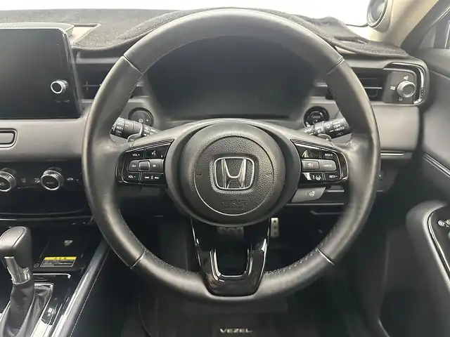 ホンダ ヴェゼル ハイブリッド e:HEV Z 兵庫県 2024(令6)年 1.1万km プラチナホワイトパール 純正コネクトナビ/（フルセグ、BT、USB）/Apple car play/android auto/ワイヤレス充電/ALPINE デジタルミラー/全方位モニター/コーナーセンサー/レーダークルーズコントロール/LKA/BIS/DAC/踏み間違い/衝突軽減/電子パーキング/BREAK HOLD/パワーバックドア/LEDヘッドライト/LEDフォグランプ/オートライト/オートハイビーム