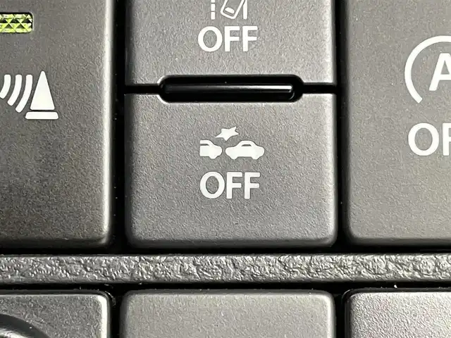 スズキ アルト ワークス 群馬県 2021(令3)年 1.9万km ピュアホワイトP ＨＫＳマフラー　ＴＥＩＮ車高調　クスコタワーバー　純正部品車載　純レカロシート　パドルシフト　エンジンスターター　衝突軽減　スマートキー　プッシュスタート　キセノン　Ｆフォグ　Ｒソナー　４ＷＤ　禁煙車