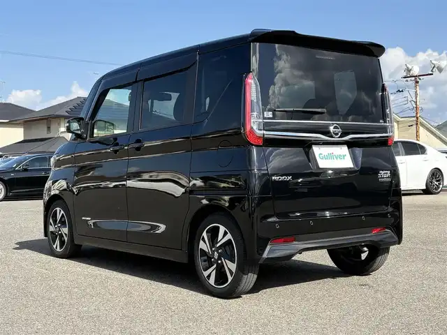 日産 ルークス HWS Gターボ プロパイロットED 大分県 2022(令4)年 3.6万km ブラック ・メモリーナビ(CD/DVD/BT/SD/USB)/・アラウンドビューモニター/・フルセグテレビ/・両側パワースライドドア/・プロパイロット/・エマージェンシーブレーキ/・コーナーセンサー/・ブレーキホールド/・前後ドライブレコーダー/・ETC/・ステアリングスイッチ/・スマートキー/・プッシュスタートボタン/・純正アルミホイール