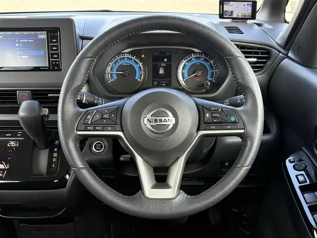 日産 ルークス HWS Gターボ プロパイロットED 大分県 2022(令4)年 3.6万km ブラック ・メモリーナビ(CD/DVD/BT/SD/USB)/・アラウンドビューモニター/・フルセグテレビ/・両側パワースライドドア/・プロパイロット/・エマージェンシーブレーキ/・コーナーセンサー/・ブレーキホールド/・前後ドライブレコーダー/・ETC/・ステアリングスイッチ/・スマートキー/・プッシュスタートボタン/・純正アルミホイール