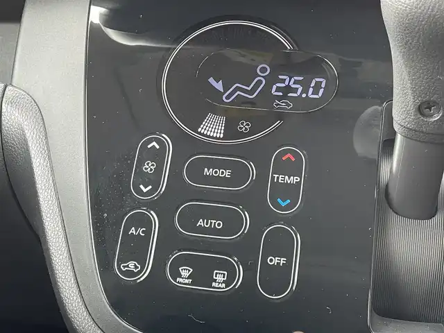 日産 デイズ ルークス ハイウェイスター Xターボ 青森県 2018(平30)年 1.7万km スターリングシルバーM ４WD/純正メモリナビ/（BT／AM／FM／DVD）/フルセグTV/シートヒーター（運転席）/電動自動スライドドア（片側）/衝突軽減システム/アイドリングストップ/LEDヘッドライト/ドライブレコーダー（前方）/電動格納自動ミラー/スペアキー