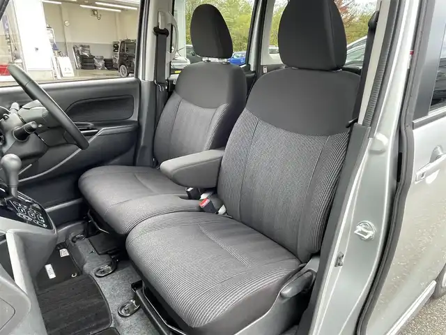 日産 デイズ ルークス ハイウェイスター Xターボ 青森県 2018(平30)年 1.7万km スターリングシルバーM ４WD/純正メモリナビ/（BT／AM／FM／DVD）/フルセグTV/シートヒーター（運転席）/電動自動スライドドア（片側）/衝突軽減システム/アイドリングストップ/LEDヘッドライト/ドライブレコーダー（前方）/電動格納自動ミラー/スペアキー