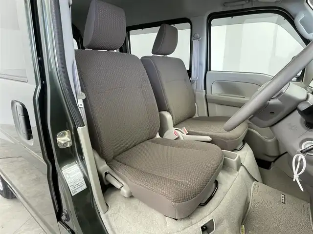 スズキ エブリイ PC 群馬県 2024(令6)年 0.3万km クールカーキPM ９インチディスプレイオーディオ　バックカメラ　両側スライドドア　ＬＥＤオートライト　ドライブレコーダー　アイドリングストップ　純正フロアマット　ＥＴＣ２．０　リモコンキー　横滑り防止装置　禁煙車