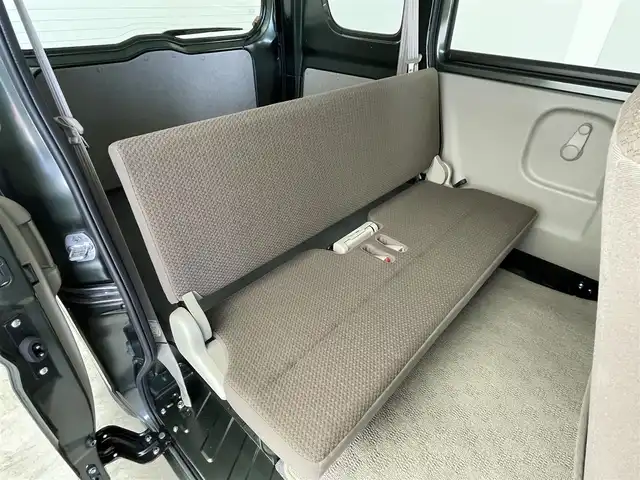 スズキ エブリイ PC 群馬県 2024(令6)年 0.3万km クールカーキPM ９インチディスプレイオーディオ　バックカメラ　両側スライドドア　ＬＥＤオートライト　ドライブレコーダー　アイドリングストップ　純正フロアマット　ＥＴＣ２．０　リモコンキー　横滑り防止装置　禁煙車