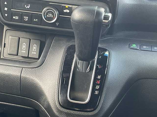 ホンダ Ｎ ＢＯＸ カスタム G L ターボ ホンダセンシング 福岡県 2017(平29)年 9万km シャイニンググレーM KENWOODナビ/（Bluetooth/TV/CD/DVD/AM/FM）/バックカメラ/両側パワースライドドア/前方ドライブレコーダー/ETC/レーダークルーズコントロール/プラズマクラスター/純正15インチアルミホイール/横滑り防止装置/車線逸脱警報/衝突軽減ブレーキ/LEDヘッドライト/純正フロアマット/スマートキー/プッシュスタート/ISOFIX