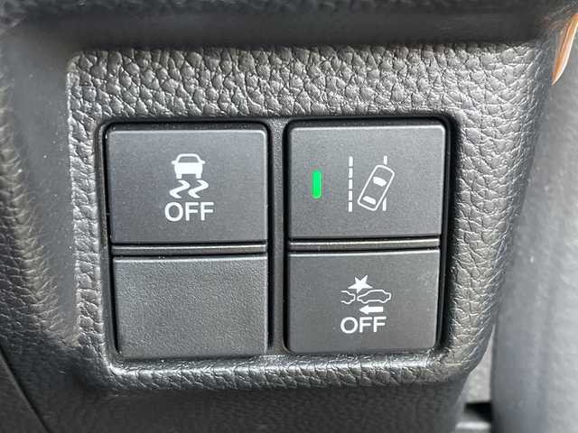 ホンダ Ｎ ＢＯＸ カスタム G L ターボ ホンダセンシング 福岡県 2017(平29)年 9万km シャイニンググレーM KENWOODナビ/（Bluetooth/TV/CD/DVD/AM/FM）/バックカメラ/両側パワースライドドア/前方ドライブレコーダー/ETC/レーダークルーズコントロール/プラズマクラスター/純正15インチアルミホイール/横滑り防止装置/車線逸脱警報/衝突軽減ブレーキ/LEDヘッドライト/純正フロアマット/スマートキー/プッシュスタート/ISOFIX