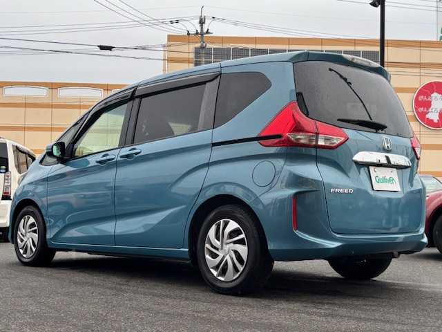 ホンダ フリード G ホンダセンシング 宮城県 2019(平31)年 5.4万km ブルーホライゾンM 登録時走行距離53836km/純正SDナビ/ワンセグTV・CD・DVD・AM・FM・Bluetooth・iPod/両側パワースライドドア/車線逸脱警告/ETC/横滑り防止装置/アイドリングストップ/プッシュスタート/3列シート/フルフラットシート/レーダークルーズコントロール/ステアリングスイッチ/スマホホルダー/純正アルミホイール/ドアバイザー/純正LEDヘッドライト