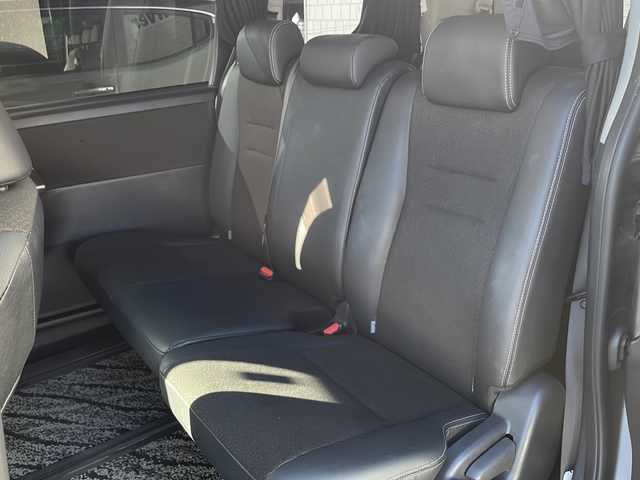 トヨタ ヴォクシー ZS 煌Z 静岡県 2013(平25)年 4.3万km アイスチタニウムマイカメタリック /純正ナビ/地デジTV//純正CD/DVD/Bluetooth//バックカメラ//両側パワースライドドア//ビルトインETC//スマートキー//純正16インチAW//パドルシフト//ディスチャージ//保証書//取説