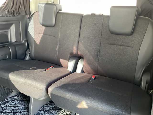 トヨタ ヴォクシー ZS 煌Z 静岡県 2013(平25)年 4.3万km アイスチタニウムマイカメタリック /純正ナビ/地デジTV//純正CD/DVD/Bluetooth//バックカメラ//両側パワースライドドア//ビルトインETC//スマートキー//純正16インチAW//パドルシフト//ディスチャージ//保証書//取説