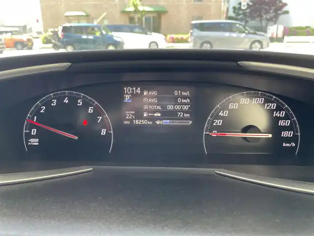 トヨタ シエンタ G 東京都 2016(平28)年 1.9万km シルバーM 登録時走行18250km/ワンオーナー/純正メモリーナビ・フルセグTV/バックカメラ/モデリスタフロントバンパー/両側パワースライドドア/ビルトインETC/前後ドライブレコーダー/スマートキー/H29.30.31.R3.6年記録簿/保証書・取説/スペアキー