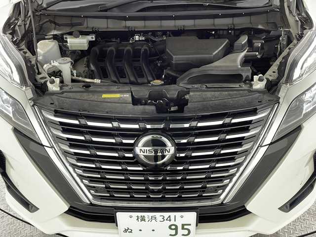 日産 セレナ ハイウェイスター V 神奈川県 2021(令3)年 2.3万km ブリリアントホワイトパール 社外7インチワイドナビ/CD&DVD&BT&HDMI&フルセグTV/全方位モニター/デジタルインナーミラー/両側パワースライドドア/社外フリップダウンモニター/社外ドライブレコーダー前後/社外ETC/アイドリングストップ/プロパイロット/インテリジェントエマージェンシーブレーキ/踏み間違い衝突防止アシスト/後側方車両検知警報/車線逸脱警報/車線逸脱防止支援システム/前方衝突予測警報/後退時車両検知警報/ふらつき警報/標識検知機能/インテリジェントクルーズコントロール/ドアバイザー/LEDヘッドライト/オートライト/フォグライト