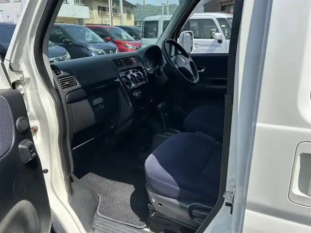 ホンダ バモス L ローダウン 島根県 2008(平20)年 9.9万km プレミアムホワイトパール フルタイム４ＷＤ/社外オーディオ　（カロッツェリア DEH-330）/（ＣＤ/ＡＵＸ/AM・FM）/13インチ純正アルミホイール/両側スライドドア/純正フロアマット/ドアバイザー/フォグランプ