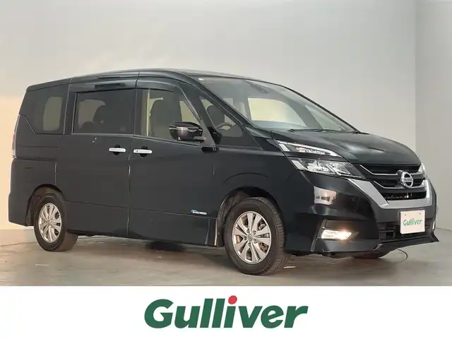 日産 セレナ ハイウェイスター 埼玉県 2016(平28)年 8.2万km ダイヤモンドブラック アラウンドビューモニター　純正９インチナビ　純正フリップダウンモニター　ＬＥＤヘッドライト　両側パワースライドドア　ＥＴＣ　エマージェンシーブレーキ　クルーズコントロール　スマートキー