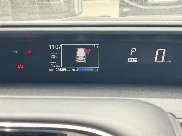 トヨタ アクア S スタイルブラック 滋賀県 2020(令2)年 2.4万km シルバーメタリック 禁煙車/純正ナビ/【Bluetooth/AM/FM】/バックカメラ/ETC/トヨタセーフティセンス/・プリクラッシュセーフティ/・レーンディパーチャーアラート/・オートマチックハイビーム/インテリジェントクリアランスソナー/スマートキー/ＬＥＤライト/オートライト/電動格納ミラー/ステアリングスイッチ