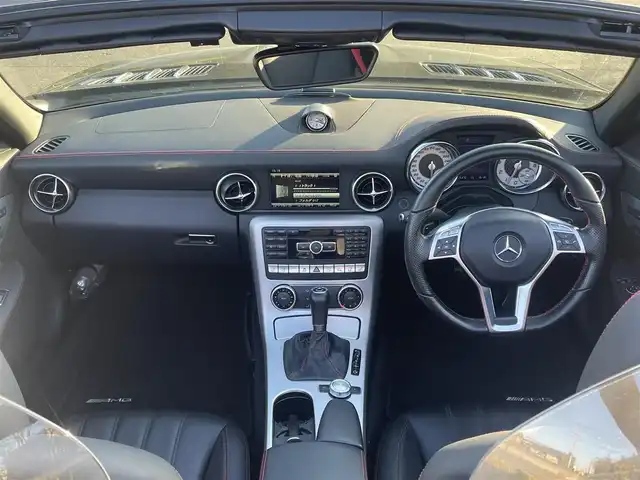 メルセデス・ベンツ ＳＬＫ２００ エクスクルーシブ 福島県 2015(平27)年 4.6万km オブシディアンブラック 純正ナビ/BT/フルセグTV/スマートキー/プッシュスタート/クルーズコントロール/ETC/アイドリングストップ/前方ドライブレコーダー/純正フロアマット/両席シートヒーター/レザーシート/ヘッドヒーター/パワーシート/シートメモリー/電格ミラー