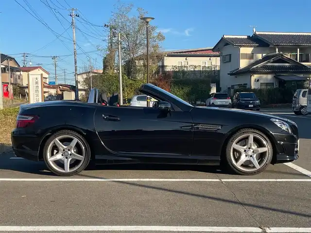 メルセデス・ベンツ ＳＬＫ２００ エクスクルーシブ 福島県 2015(平27)年 4.6万km オブシディアンブラック 純正ナビ/BT/フルセグTV/スマートキー/プッシュスタート/クルーズコントロール/ETC/アイドリングストップ/前方ドライブレコーダー/純正フロアマット/両席シートヒーター/レザーシート/ヘッドヒーター/パワーシート/シートメモリー/電格ミラー
