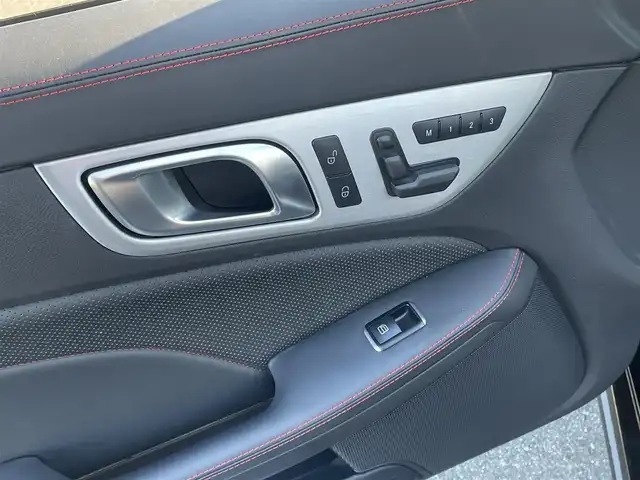 メルセデス・ベンツ ＳＬＫ２００ エクスクルーシブ 福島県 2015(平27)年 4.6万km オブシディアンブラック 純正ナビ/BT/フルセグTV/スマートキー/プッシュスタート/クルーズコントロール/ETC/アイドリングストップ/前方ドライブレコーダー/純正フロアマット/両席シートヒーター/レザーシート/ヘッドヒーター/パワーシート/シートメモリー/電格ミラー