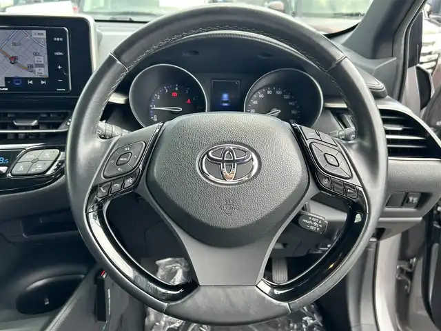 トヨタ Ｃ－ＨＲ S－T 道東・釧路十勝 2016(平28)年 9.9万km メタルストリームM ４WD/寒冷地仕様/社がいSDナビ/　フルセグTV/BT/AM/FM/CD/DVD/プリクラッシュセーフティ/レーダークルーズコントロール/レーンキープアシスト/ETC/MT付AT/ステアリングスイッチ/電子パーキング/ブレーキホールド/LEDヘッドライト/オートライト/オートハイビーム/ヘッドライトレベライザー/オートエアコン/オートリトラミラー/ウインカミラー/ワイパー熱線