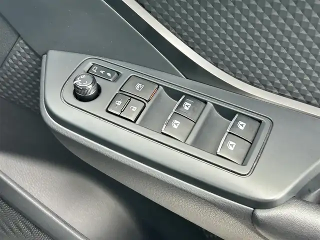 トヨタ Ｃ－ＨＲ S－T 道東・釧路十勝 2016(平28)年 9.9万km メタルストリームM ４WD/寒冷地仕様/社がいSDナビ/　フルセグTV/BT/AM/FM/CD/DVD/プリクラッシュセーフティ/レーダークルーズコントロール/レーンキープアシスト/ETC/MT付AT/ステアリングスイッチ/電子パーキング/ブレーキホールド/LEDヘッドライト/オートライト/オートハイビーム/ヘッドライトレベライザー/オートエアコン/オートリトラミラー/ウインカミラー/ワイパー熱線