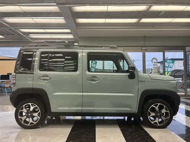 スズキ ハスラー Jスタイル Ⅱ 千葉県 2022(令4)年 0.8万km オフブルーメタリック/ガンメタリック2トーンルーフ システム登録時8006km/純正8インチナビ(CN-RZ875)/バックカメラ /AM/FM/CD/DVD/フルセグTV/Bluetooth/純正フロアマット/前後ドライブレコーダー/ビルトインETC/スマートキー×2/純正15インチAW/ルーフレール/LEDヘッドライト/フォグランプ/レーダークルーズコントロール/衝突軽減ブレーキ/車線逸脱警報/障害物センサー/アイドリングストップ/シートヒーター/取扱説明書/保証書