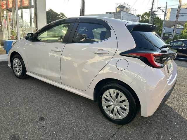 トヨタ ヤリス ハイブリッド Z 愛知県 2020(令2)年 3.7万km アイスピンクメタリック 純正ナビ/フルセグテレビ/BSM/クルコン/シートヒーター/コーナーセンサー/駐車アシスト/全方位モニター/ドラレコ/ビルトインETC/オートハイビーム/オートライト/LTA/Bluetooth/純正マット/ドアバイザー/取説、保証書、スペアキー/検R9/2/20