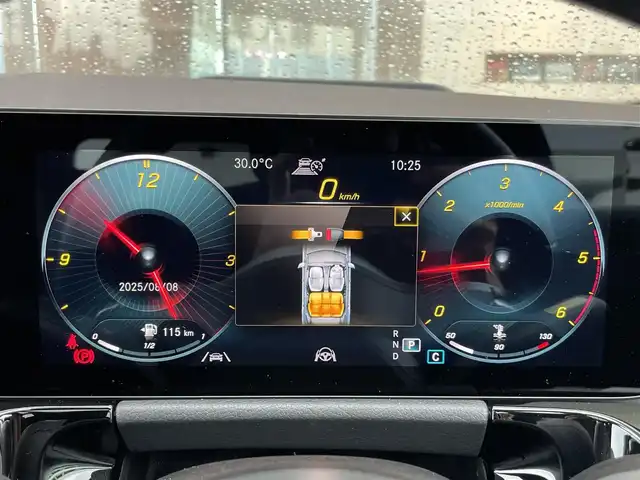 メルセデス・ベンツ Ｍ・ベンツ ＧＬＡ２００ｄ 4マチック AMGライン 鹿児島県 2021(令3)年 1.5万km 黒 AMGライン/純正メモリナビ/TV/BT/USB/ETC2.0/ドライブレコーダー(前後)/ヘッドアップディスプレイ/ワイヤレス充電/パドルシフト/全方位カメラ/アンビエントライト/アダプディブハイビームアシストプラス/レーダーセーフティーパッケージ/アクティブディスタンスディストニック/アクティブブラインドスポットアシスト/アクティブレーンキーピングアシスト/レザーシート/シートヒーター/メモリ付きパワーシート/パワーバックドア/LEDヘッドライト/オートライト/純正19インチAW