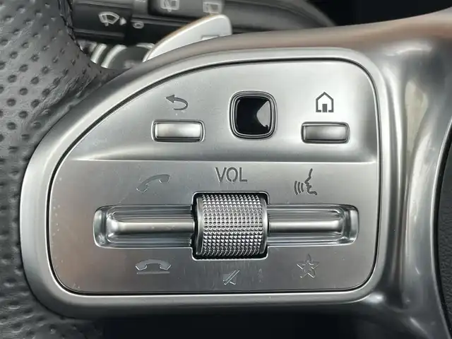 メルセデス・ベンツ Ｍ・ベンツ ＧＬＡ２００ｄ 4マチック AMGライン 鹿児島県 2021(令3)年 1.5万km 黒 AMGライン/純正メモリナビ/TV/BT/USB/ETC2.0/ドライブレコーダー(前後)/ヘッドアップディスプレイ/ワイヤレス充電/パドルシフト/全方位カメラ/アンビエントライト/アダプディブハイビームアシストプラス/レーダーセーフティーパッケージ/アクティブディスタンスディストニック/アクティブブラインドスポットアシスト/アクティブレーンキーピングアシスト/レザーシート/シートヒーター/メモリ付きパワーシート/パワーバックドア/LEDヘッドライト/オートライト/純正19インチAW