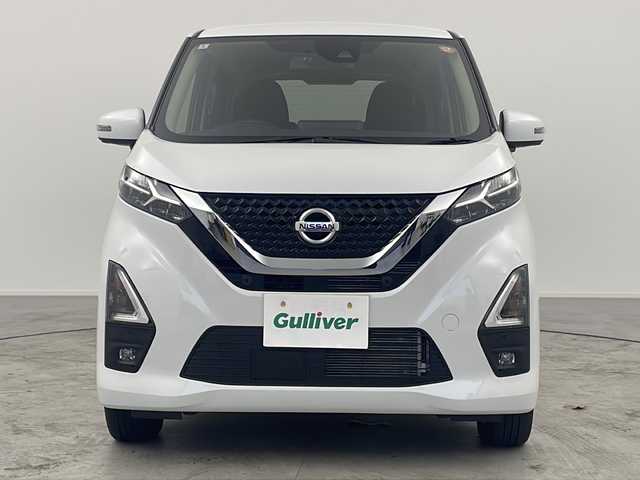 日産 デイズ HWS X プロパイロットED 福島県 2022(令4)年 2.7万km ホワイトパール /禁煙//純正9インチメモリナビ//AM/FM/CD/DVD/SD/USB/BT/フルセグTV//アラウンドビューモニター//前方ドライブレコーダー//純正14インチAW//プロパイロット//エマージェンシーブレーキ//車線逸脱防止支援システム//コーナーセンサー//前席シートヒーター//オートLEDライト//革巻きステアリング//ステアリングスイッチ//電動パーキングブレーキ//オートホールド//プッシュスタート//スマートキー//純正フロアマット//純正ドアバイザー