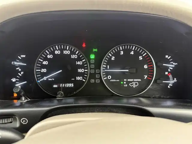 トヨタ ランドクルーザー シグナス 愛知県 2006(平18)年 11.2万km ブラック サンルーフ/8人乗り/クーラーBOX/社外7インチナビ/バックカメラ/ワンセグTV/クルーズコントロール/横滑り防止装置/オートライト/LEDヘッドライト/LEDフォグランプ/パワーシート/シートヒーター/シートメモリー/自動防眩式ミラー/前後ドライブレコーダー/ETC/純正AW/純正フロアマット/スマートキー/スペアキー/エンジンスターター