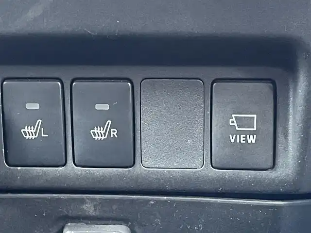 トヨタ タンク カスタムG－T 島根県 2019(令1)年 10.4万km パールホワイトⅢ 登録時走行距離　103975km/ワンオーナ/取扱説明書/保証書/純正ナビ（NSZT-W68T）/（Bluetooth/CD/DVD/AM/FM)/フルセグテレビ/全周囲カメラ/クルーズコントロール/シートヒーター（DN席）/両側パワースライドドア/横滑り防止装置/衝突軽減ブレーキ/オートマチックハイビーム/コーナーセンサー/ビルドインETC/純正アルミ１５インチ