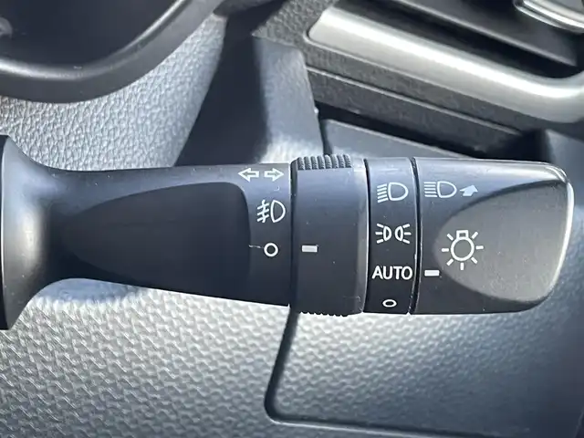 トヨタ タンク カスタムG－T 島根県 2019(令1)年 10.4万km パールホワイトⅢ 登録時走行距離　103975km/ワンオーナ/取扱説明書/保証書/純正ナビ（NSZT-W68T）/（Bluetooth/CD/DVD/AM/FM)/フルセグテレビ/全周囲カメラ/クルーズコントロール/シートヒーター（DN席）/両側パワースライドドア/横滑り防止装置/衝突軽減ブレーキ/オートマチックハイビーム/コーナーセンサー/ビルドインETC/純正アルミ１５インチ