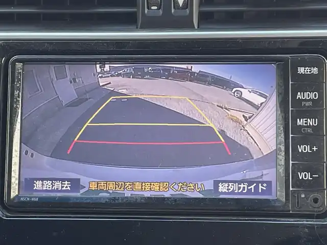 トヨタ ランドクルーザー プラド TX 滋賀県 2021(令3)年 6.2万km ホワイトパールクリスタルシャイン サンルーフ/純正7インチナビ【NSCN-W68】/（AM/FM/CD/フルセグ/Bluetooth/SD/AUX）/バックカメラ/ETC/トヨタセーフティセンス/・ブレーキアシスト/・プリクラッシュブレーキアシスト/・ヒルスタート（坂道発進）アシスト/・前方衝突防止支援システム/・TCS（トラクションコントロールシステム）/・VDC（ビークルダイナミクスコントロール）/・レーンキープアシスト/・車間自動制御システム/・ASCD（オートスピードコントロール装置）/・ABS（アンチロックブレーキシステム）/・バックビューモニター/・コーナー・バックセンサー（ソナー）/・標識検知機能/・盗難防止アラーム	/電動格納ミラー/ステアリングスイッチ/オートライト/LEDヘッドライト/フロントフォグ/フルオートエアコン/プッシュスタート/スマートキー/純正フロアマット