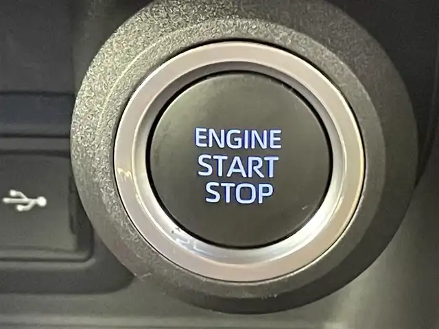 トヨタ ハリアー Z レザーパッケージ 千葉県 2020(令2)年 6.1万km プレシャスブラックパール 禁煙車/モデリスタエアロ/純正ナビ/・BT/ACP/AA/フルセグ/JBLサウンド/全方位カメラ/オートクルーズコントロール/LTA（レーントレーシングアシスト）/PCS（プリクラッシュセーフティ）/BSM（ブラインドスポットモニター）/RCTA（リヤクロストラフィックアラート）/レザーシート/前席パワーシート/前席シートヒーター/前席シートベンチレーション/ステアリングヒーター/ヘッドアップディスプレイ/デジタルインナールームミラー/ETC2.0/LEDヘッドライト/オートハイビーム/パワーバックドア/純正19インチAW