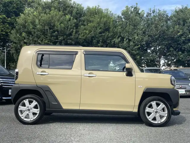 ダイハツ タフト G 東京都 2021(令3)年 0.4万km サンドベージュメタリック ワンオーナー／禁煙車/R4/R5/R6/R7年度分ディーラー整備記録簿/純正9インチナビ/フルセグTV/DVD再生/Blutoothオーディオ/バックカメラ/純正ナビ連動ドライブレコーダー/純正ETC/スカイフィールトップ/前席シートヒーター/LEDヘッドランプ/スマートキー/保証書/取扱説明書