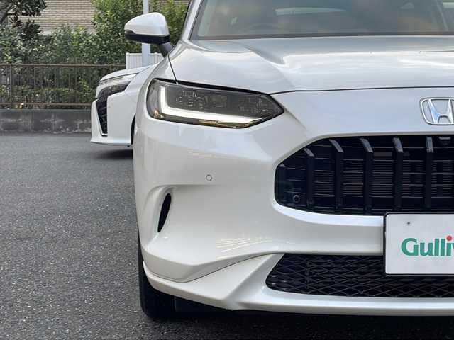 ホンダ ＺＲ－Ｖ Z 埼玉県 2023(令5)年 0.7万km プラチナホワイトパール ワンオーナー/登録時6312ｋｍ/純正ナビ（BT・フルセグTV）/BOSEスピーカー/アランドビューモニター/黒レザーシート(合皮）/前席パワーシート/前席シートヒーター/パワーバックドア/衝突軽減ブレーキ/レーンキープアシスト/アクティブクルーズコントロール/パドルシフト/純正１８インチAW/LEDヘッドライト/プッシュスタート/スマートキー×２/置くだけ充電/ビルトインETC2.0/横滑り防止/革巻きステアリング/ステアリングヒーター/リアスポイラー/ウィンカーミラー/純正フロアマット/純正ドアバイザー/保証書/取扱説明書/ナビ取扱説明書