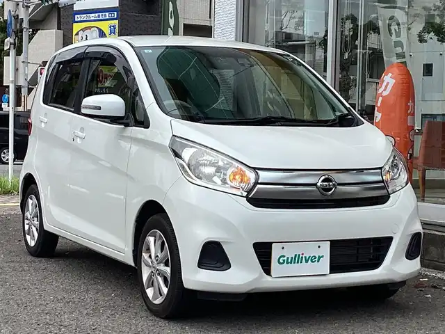 日産 デイズ X 鹿児島県 2017(平29)年 2.5万km ホワイトパール 純正ナビ(MJ117D-W)/アラウンドビューモニター/純正ドライブレコーダー(G20A0-C9980)/ETC/ステアリングスイッチ/エマージェンシーブレーキ/踏み間違い衝突防止アシスト/ヒルスタートアシスト/アイドリングSTOP/運転席シートリフター/インテリキー×2本/取説&保証書有り/ダンロップ EC202  2023年製4本