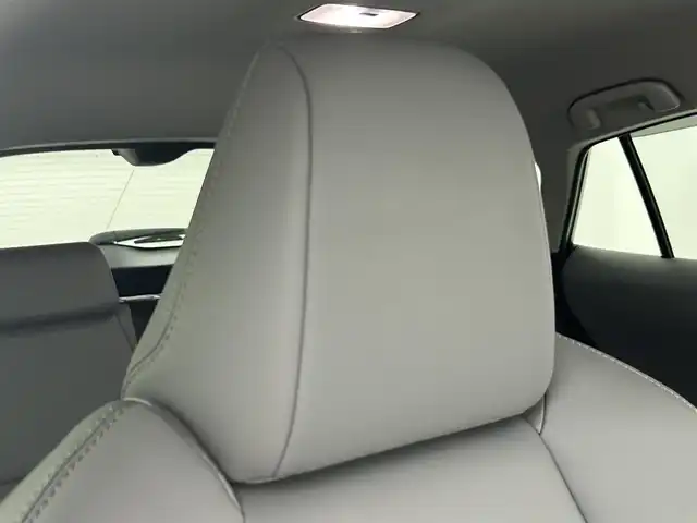 トヨタ ハリアー ハイブリッド Z 岡山県 2021(令3)年 3.4万km ホワイトパールクリスタルシャイン モデリスタエアロ/ＪＢＬサウンド/純正１２．３インチナビ/【Bluetooth/フルセグTV/Carplay】/デジタルインナーミラー/レーダークルーズコントロール/衝突軽減ブレーキシステム/運転席パワーシート/ハーフレザーシート　/ブラインドスポットモニター/ヘッドアップディスプレイ/ビルトインETC2.0/LEDヘッドライト/純正フロアマット/ドアバイザー/新車保証書/取扱説明書/スペアキー×１