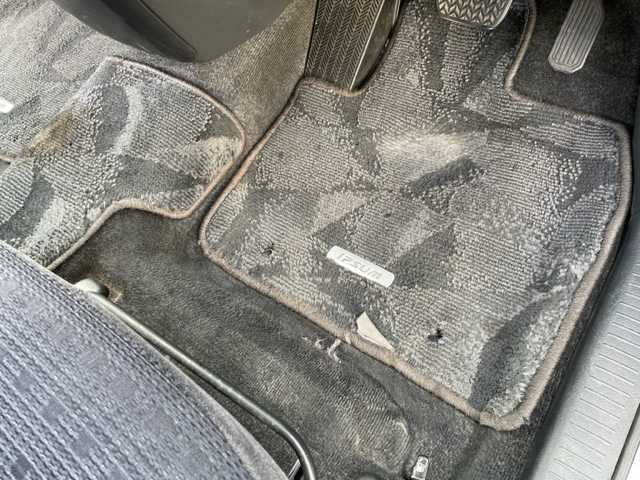 トヨタ イプサム 240s 神奈川県 2006(平18)年 5.9万km ブラック ワンオーナー/純正HDDナビ【NHDT-W55】/・ラジオ/CD/DVD/MSV/ETC/革巻きステアリング/純正17インチAW/純正HIDヘッドライト/フォグランプ/電動格納ドアミラー/ドアバイザー/純正フロアマット/取扱説明書/ナビ取扱説明書/新車時保証書