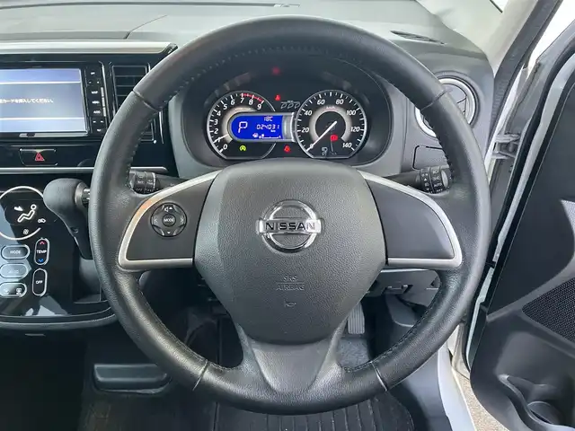 日産 デイズ ルークス ハイウェイスターX Gパッケージ 高知県 2020(令2)年 2.4万km ホワイトパール ユーザー買取車/両側パワースライドドア/LEDヘッドライト/プッシュスタート/アラウンドビューモニター/SDナビ/フルセグテレビ/ドライブレコーダー/純正アルミホイール/スマートキー/バックカメラ/全方位カメラ/ETC/オートマチックハイビーム/レーンキープアシスト