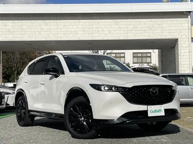 マツダ ＣＸ－５ XD スポーツアピアランス 兵庫県 2023(令5)年 1.5万km ロジウムホワイトプレミアムメタリック /ワンオーナー//R6/7年ディーラー点検記録簿有//アクティブドライビングディスプレイ（HUD）//マツダコネクトナビ//地デジ/BT/USB/Apple Car Play/Android Auto//ステアリングリモコン（ステアリングヒーター付）//本革シート//前席電動/ヒーター/運転席メモリ//パワーバックドア//パドルシフト//純正19インチAW//オートLEDヘッドランプ//ドライブレコーダー前後//トノカバー//コーナーセンサー//ワイヤレス充電器/【i-ACTIVSENSE】//アダプティブLEDヘッドライト（ALH）//ブラインドスポットモニタリング（BSM）//交通標識認識システム（TSR）//車間認知支援システム//ドライバーアテンションアラート（DAA）//リアクロストラフィックアラート（RCTA）//車線逸脱警報システム//360度ビューモニター//マツダレーダークルーズコントロール（MRCC）//クルージング&トラフィックサポート（CTS）//レーンキープアシストシステム（LAS）//アドバンストスマートシティブレーキサポート//AT誤発進抑制制御（前進時）//スマートシティブレーキサポートリヤ//AT誤後進抑制制御（後退時）