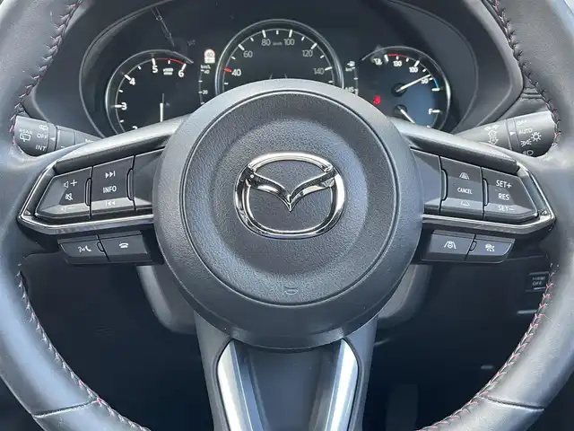 マツダ ＣＸ－５ XD スポーツアピアランス 兵庫県 2023(令5)年 1.5万km ロジウムホワイトプレミアムメタリック /ワンオーナー//R6/7年ディーラー点検記録簿有//アクティブドライビングディスプレイ（HUD）//マツダコネクトナビ//地デジ/BT/USB/Apple Car Play/Android Auto//ステアリングリモコン（ステアリングヒーター付）//本革シート//前席電動/ヒーター/運転席メモリ//パワーバックドア//パドルシフト//純正19インチAW//オートLEDヘッドランプ//ドライブレコーダー前後//トノカバー//コーナーセンサー//ワイヤレス充電器/【i-ACTIVSENSE】//アダプティブLEDヘッドライト（ALH）//ブラインドスポットモニタリング（BSM）//交通標識認識システム（TSR）//車間認知支援システム//ドライバーアテンションアラート（DAA）//リアクロストラフィックアラート（RCTA）//車線逸脱警報システム//360度ビューモニター//マツダレーダークルーズコントロール（MRCC）//クルージング&トラフィックサポート（CTS）//レーンキープアシストシステム（LAS）//アドバンストスマートシティブレーキサポート//AT誤発進抑制制御（前進時）//スマートシティブレーキサポートリヤ//AT誤後進抑制制御（後退時）