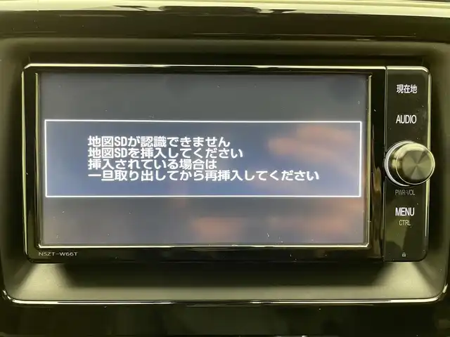 トヨタ エスクァイア ハイブリッド Gi プレミアムパッケージ 兵庫県 2018(平30)年 7.2万km ブラック 純正SDナビ/（CD/DVD/SD/Bluetooth/フルセグTV）/バックカメラ/トヨタセーフティーセンス/クルーズコントロール/LDA/PCS/ドライブレコーダー/ビルトインETC/ステアリングヒーター/ハーフレザーシート/D/N席シートヒーター/両側パワースライドドア/TVキット/純正１５インチアルミホイール/LEDヘッドライト/LEDフォグランプ/オートハイビーム/スペアキー１本/純正フロアマット/ドアバイザー